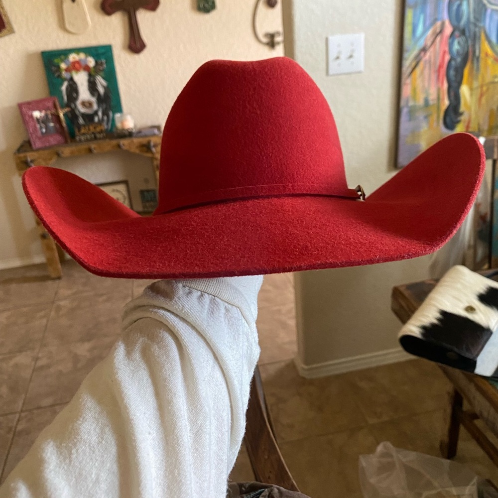 Pro Hats, Red Felt Hat